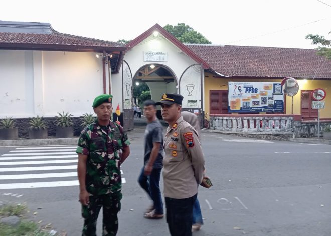 Sinergi TNI – Polri Jaga Pengamanan Misa Kamis Putih Gereja Santo Antonius Muntilan